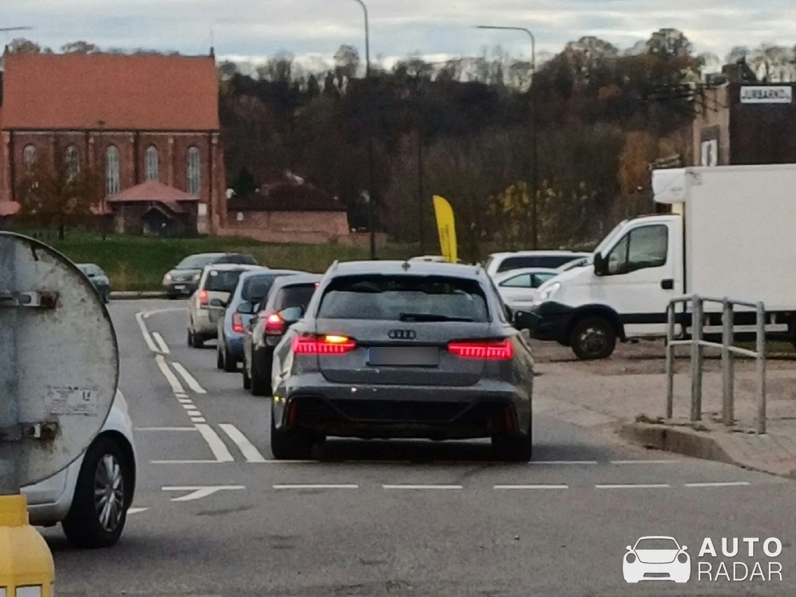 Audi RS6 Avant C8 spotted in Kaunas, Lithuania