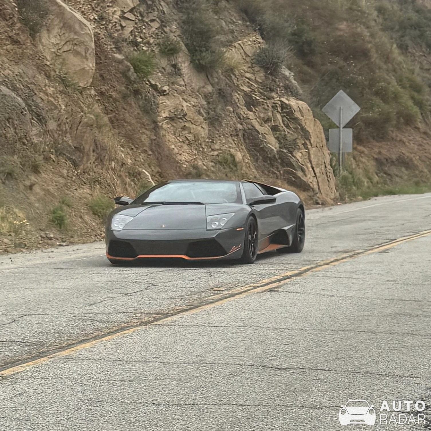 Lamborghini Murciélago LP650-4 Roadster spotted in Malibu