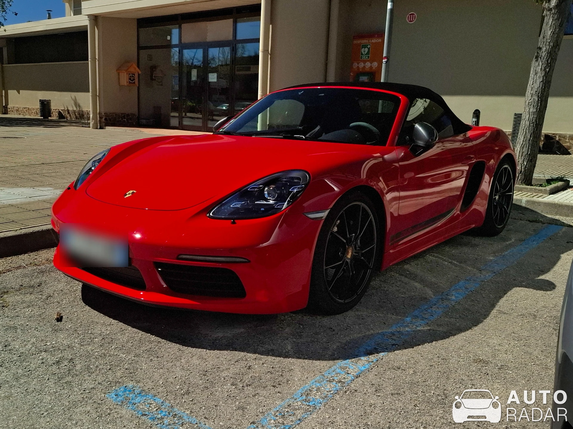 Porsche 718 Boxster T spotted in Vilanova del Camí, Spain