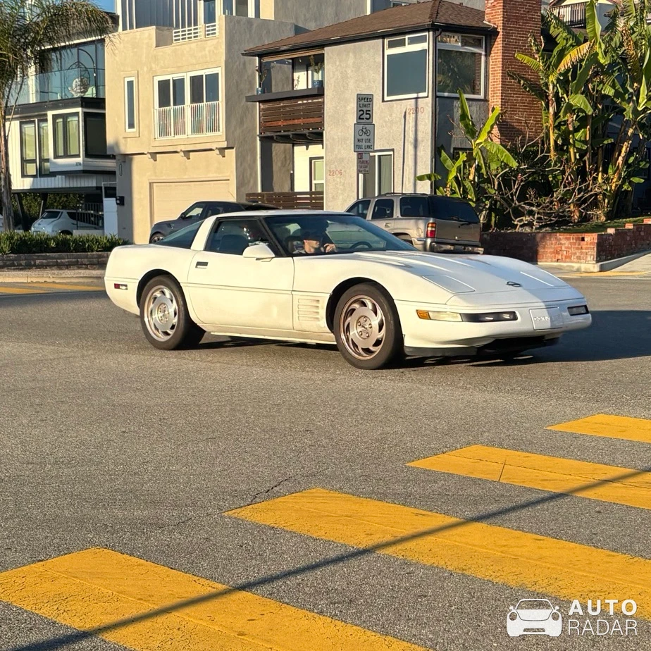 Chevrolet Corvette C4 spotted in Hermosa Beach, United States