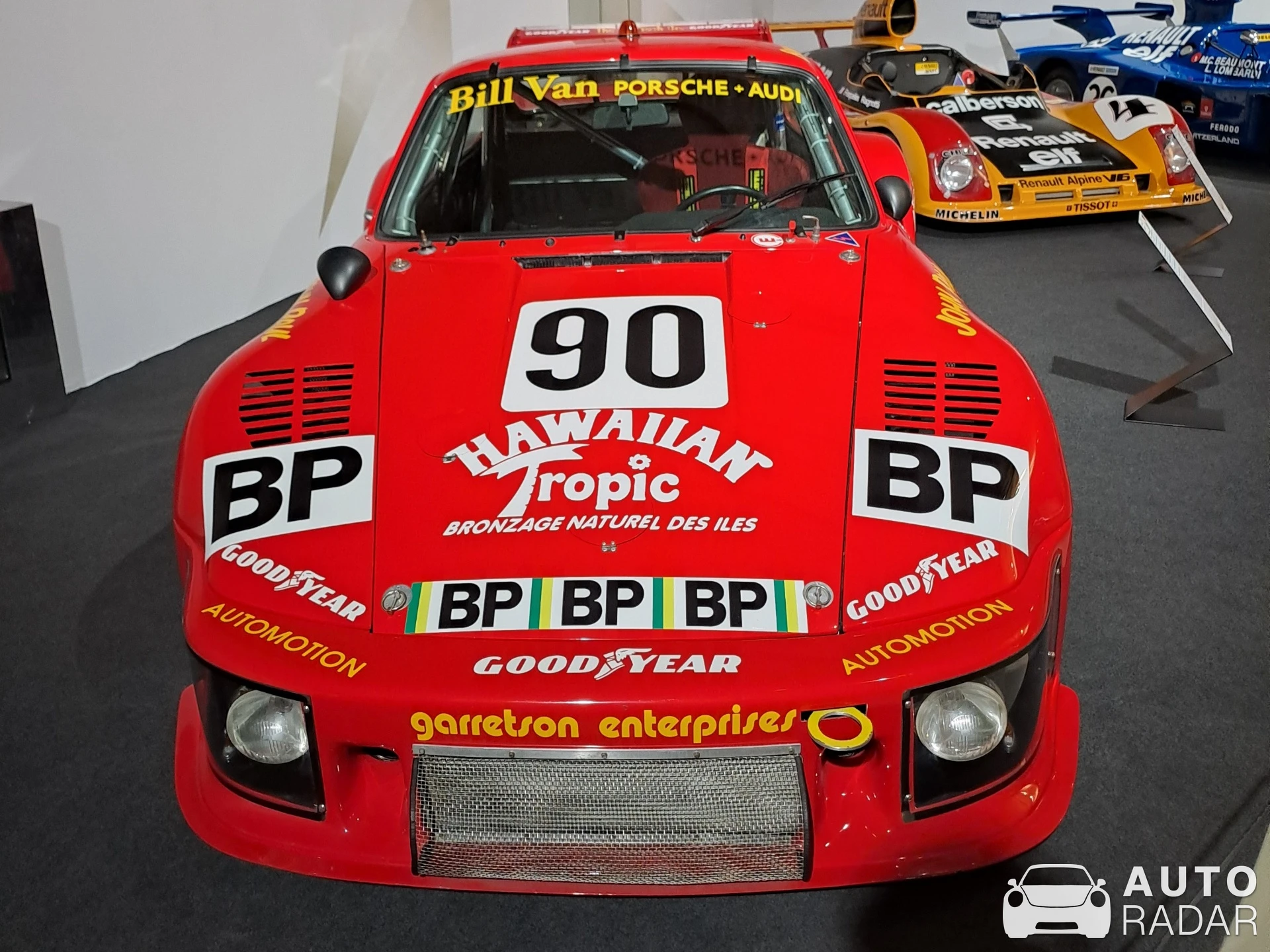 Porsche 930 Turbo spotted in Le Mans, France