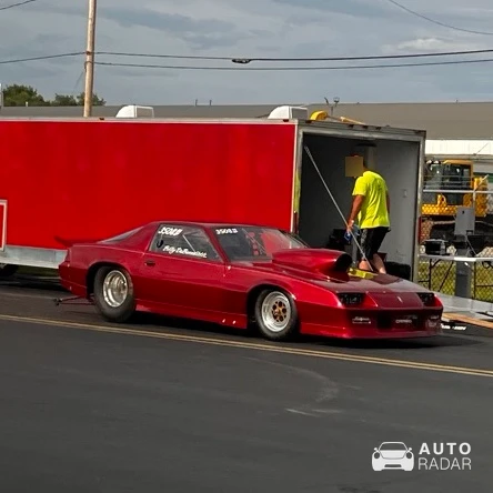 Chevrolet Camaro IROC-Z spotted in Avon