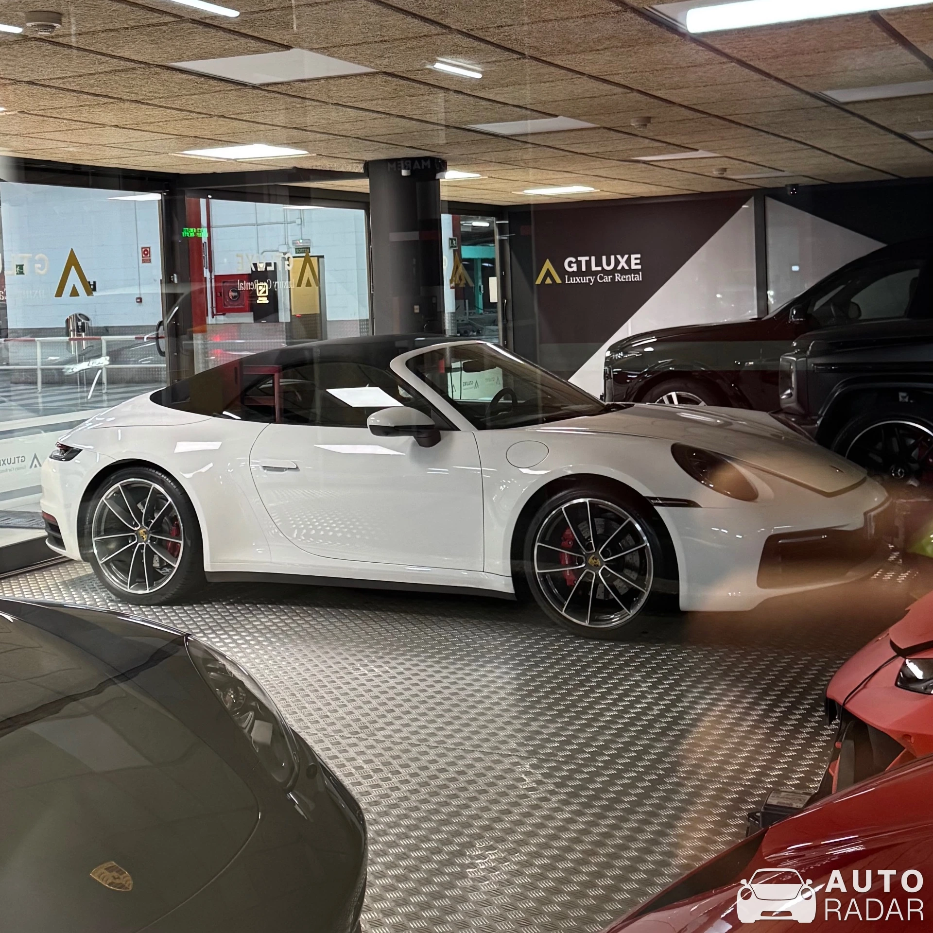 Porsche 992 Carrera 4S Cabriolet MkI spotted in Barcelona, España