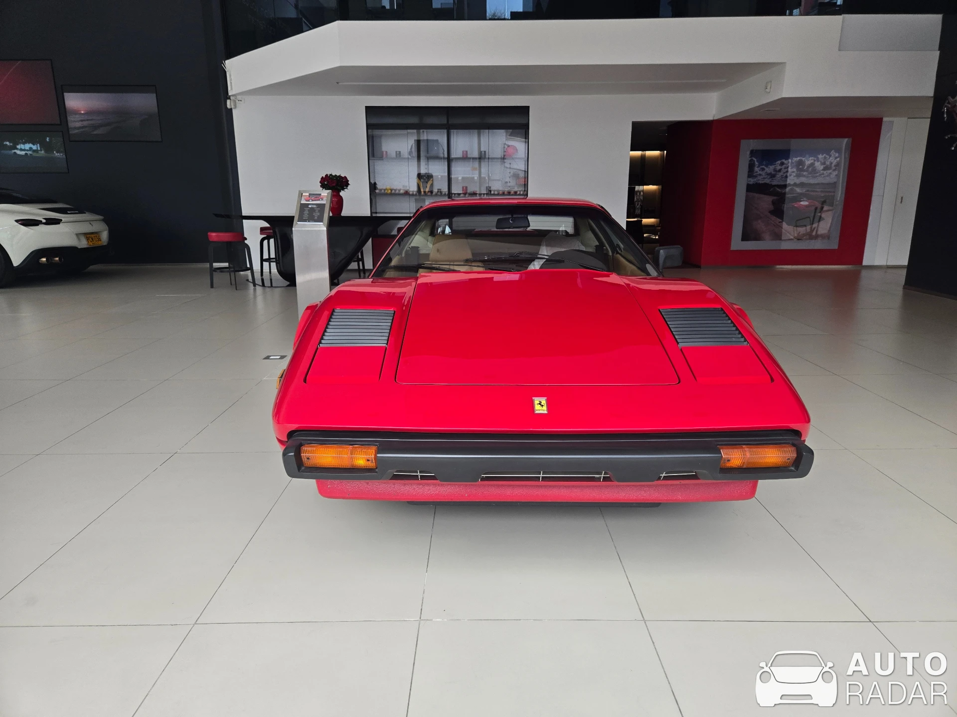 Ferrari 308 GTB spotted in Bogotá, Colombia