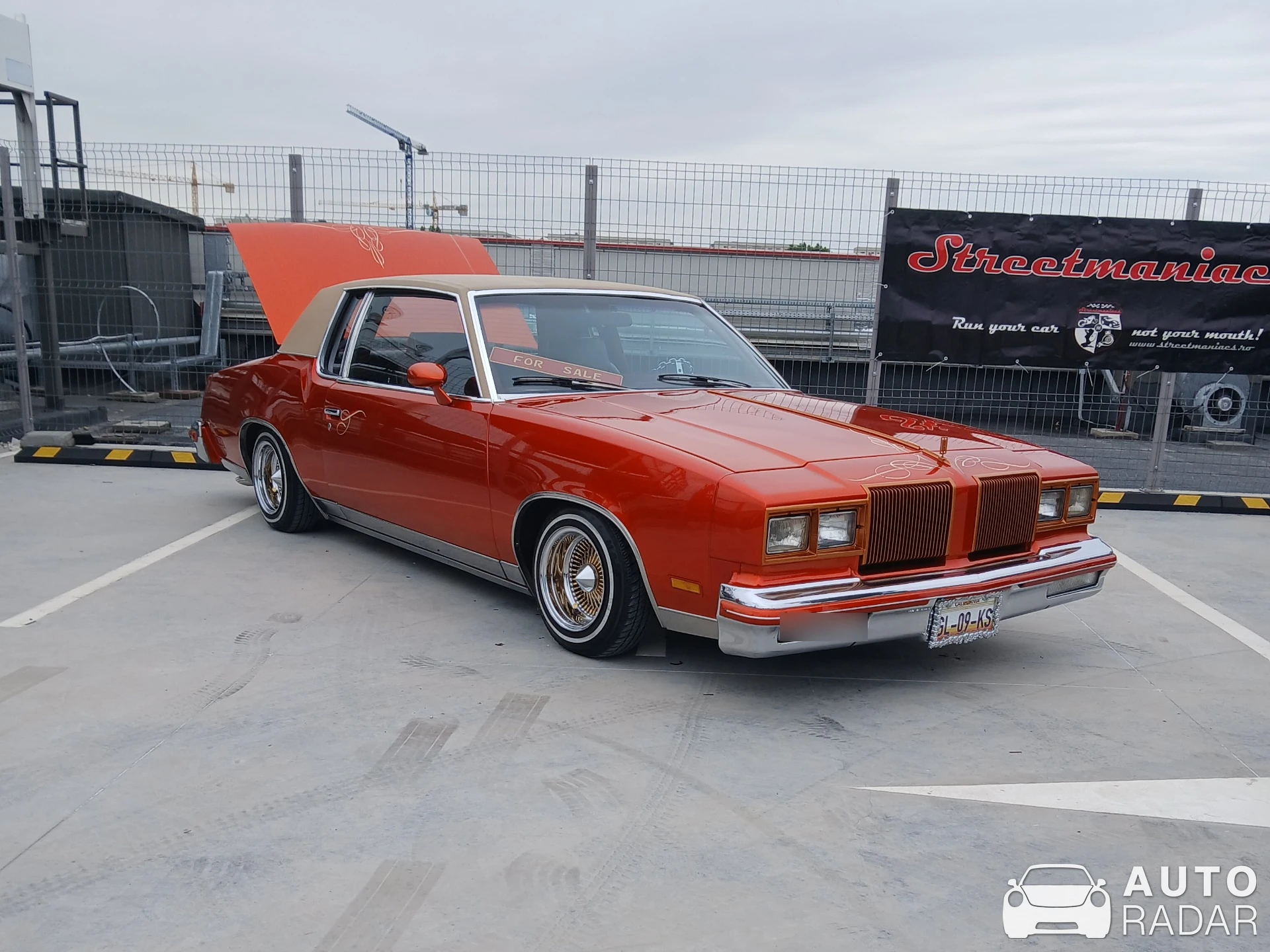 Oldsmobile Cutlass 442 Convertible spotted in București