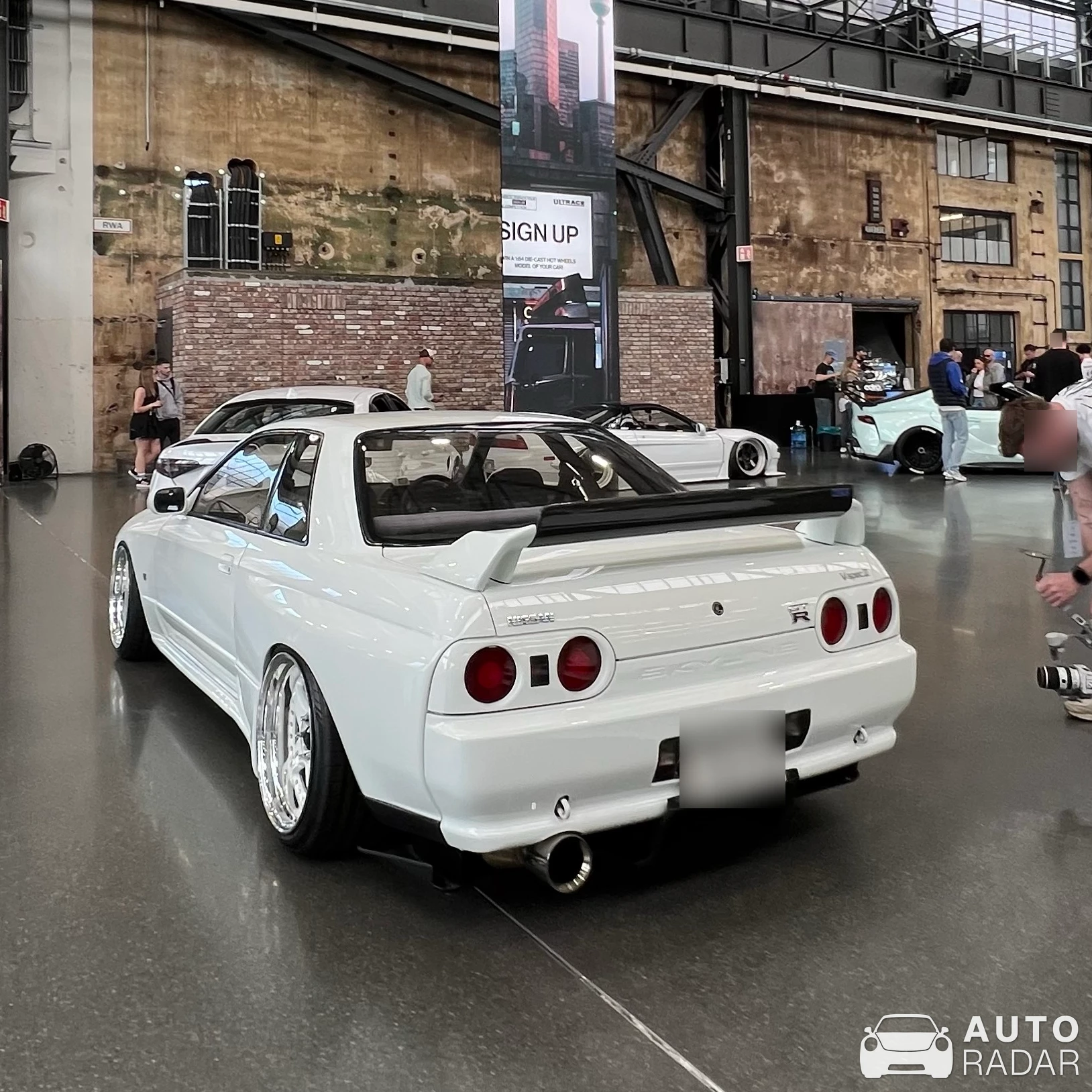 Nissan Skyline R32 GT-R V-Spec II spotted in Meerbusch