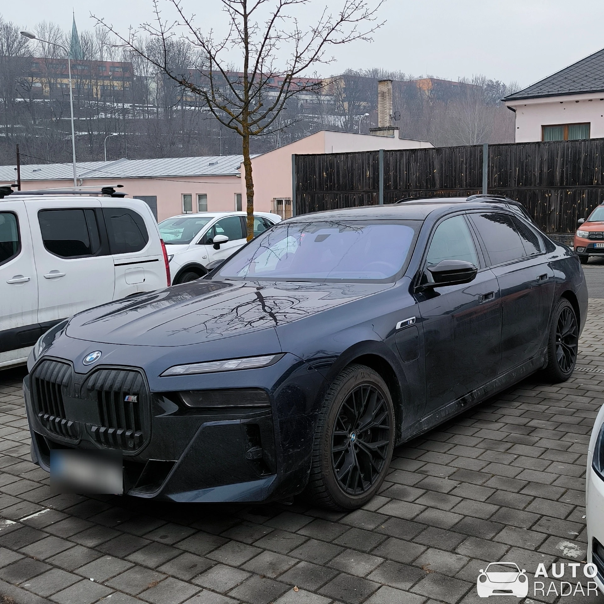 BMW M760e xDrive spotted in Frýdek-Místek, Czech Republic