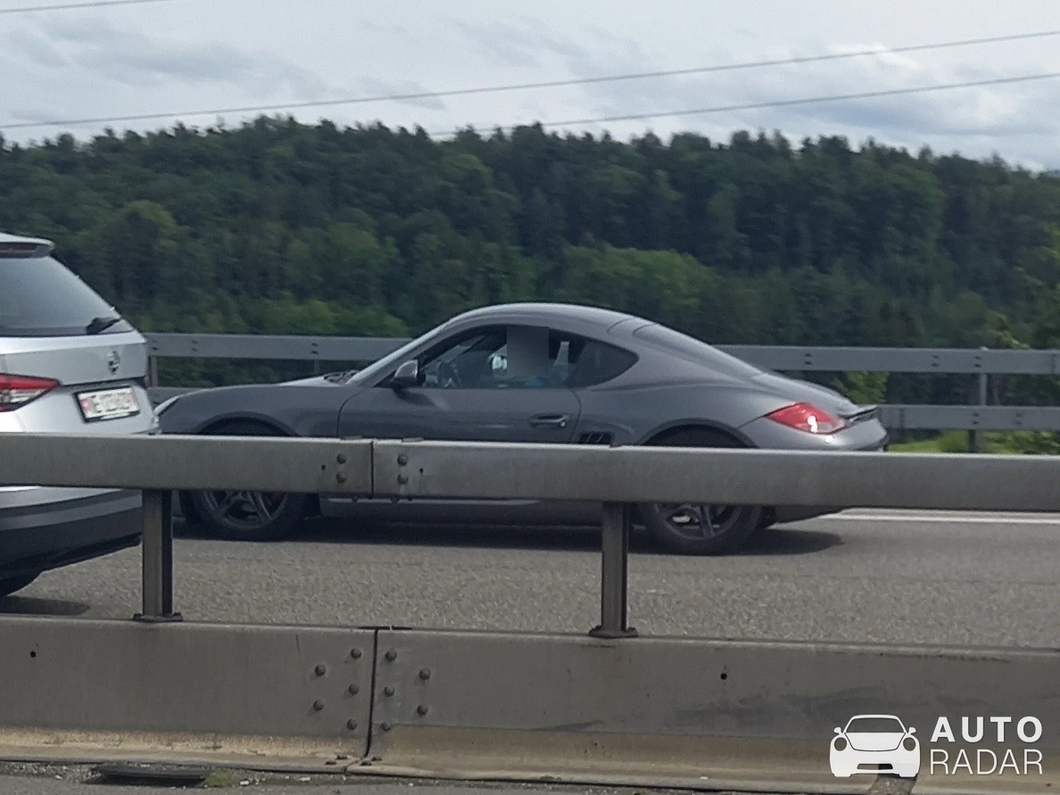 Porsche 987 Cayman S spotted in Langenthal