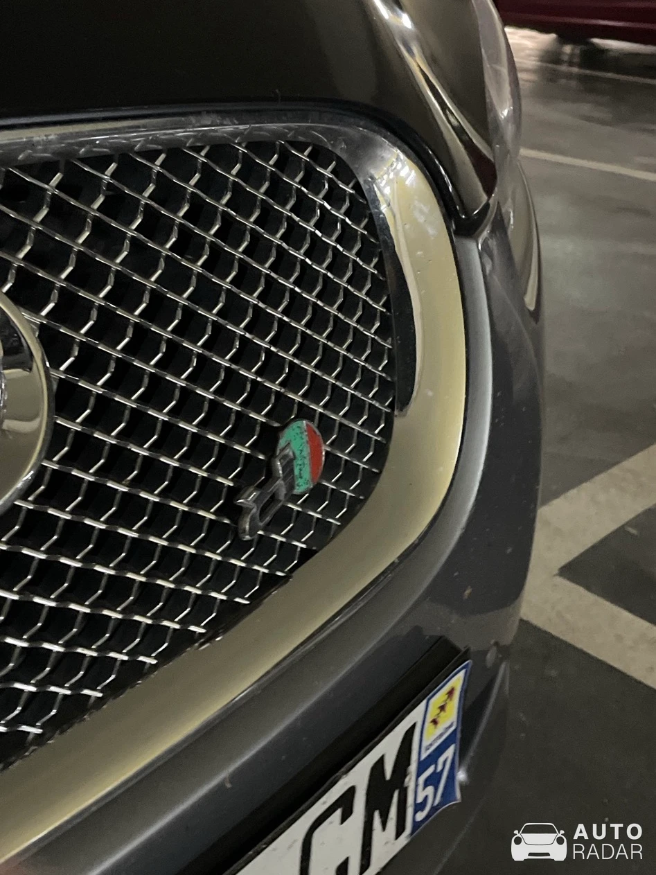 Jaguar XF 2015 spotted in Toul
