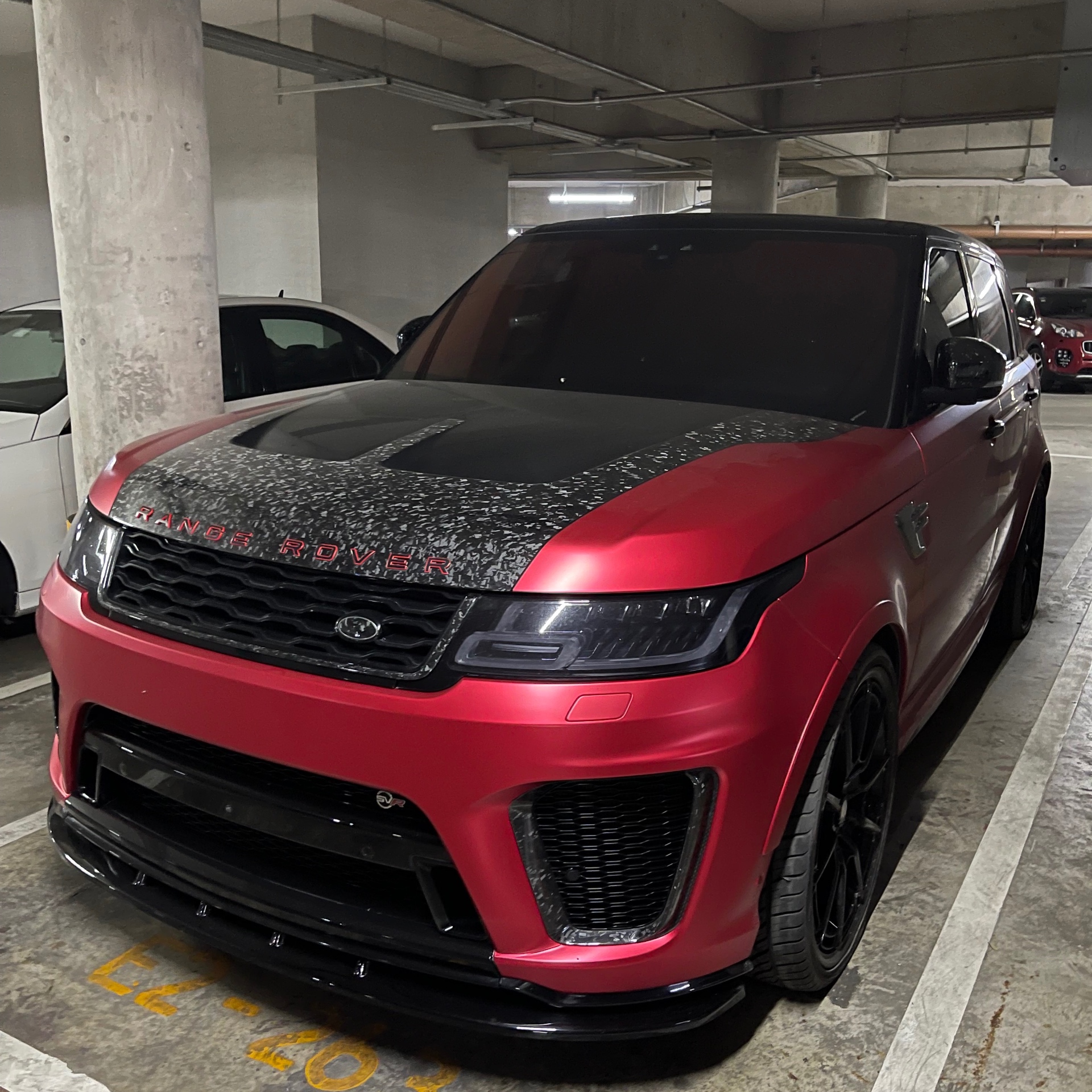Land Rover Range Rover Sport SVR