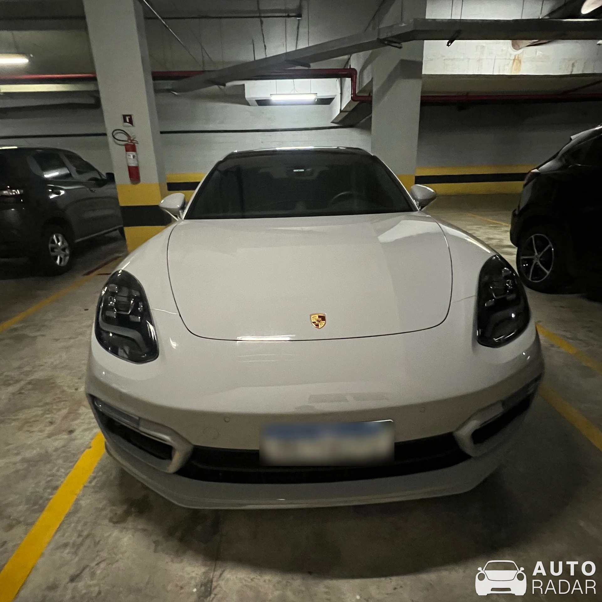 Porsche 970 Panamera 4 spotted in Barra da Tijuca, Brazil