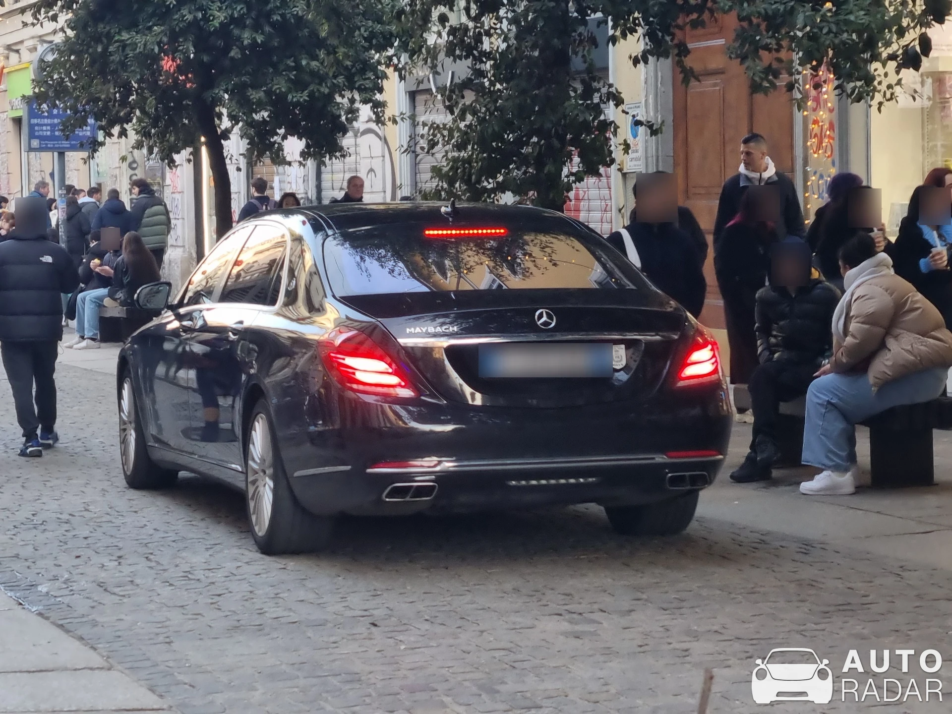 Mercedes-Maybach S 500 spotted in Milano, Italy