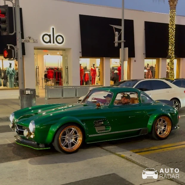 Mercedes-Benz SLK 55 AMG R171 S-KLUB 300SL Gullwing spotted in Beverly Hills, United States