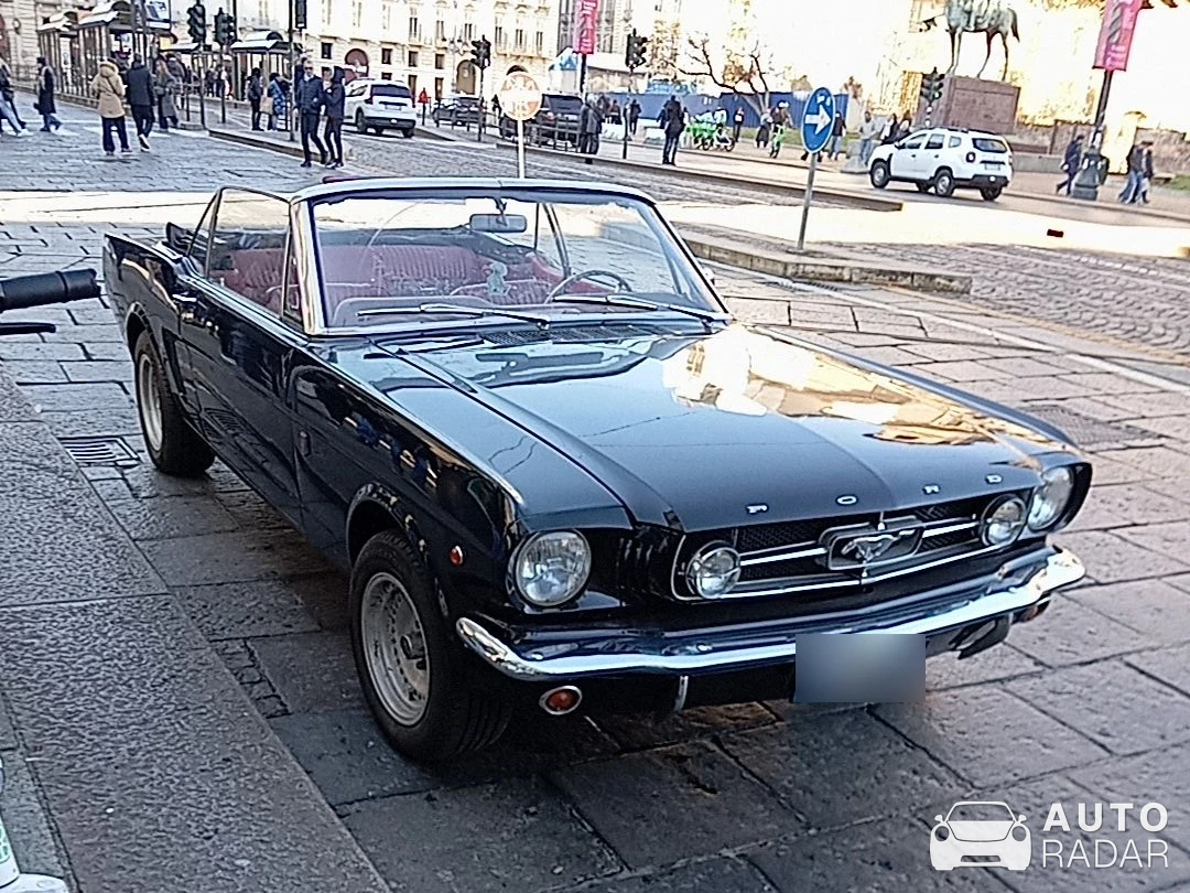 Ford Mustang GT Convertible spotted in Torino, Italy