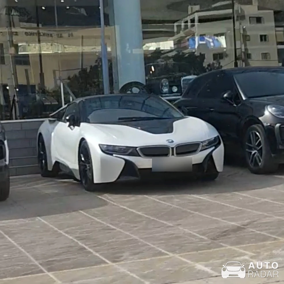 BMW i8 Roadster First Edition spotted in Glyfada