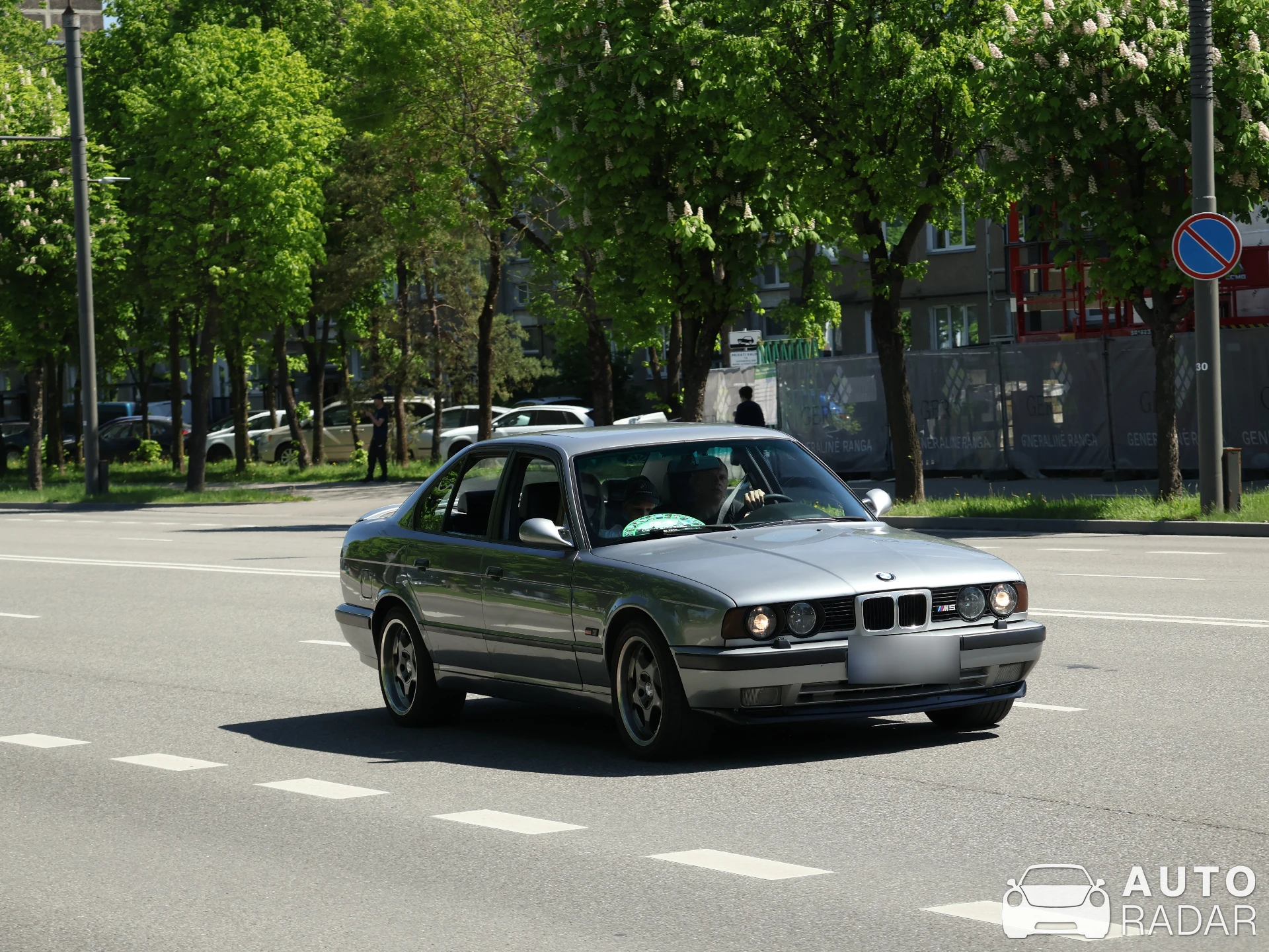 BMW M5 E34 spotted in Kaunas