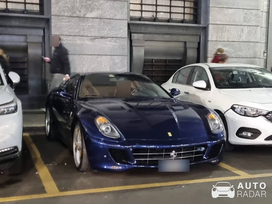 Ferrari 599 GTB Fiorano spotted in Milano, Italia