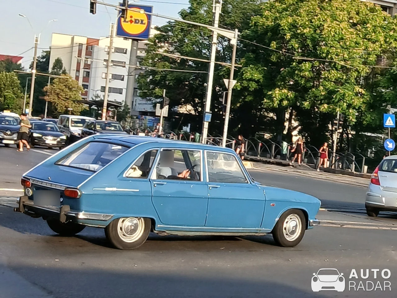 Renault 16 spotted in Bucharest