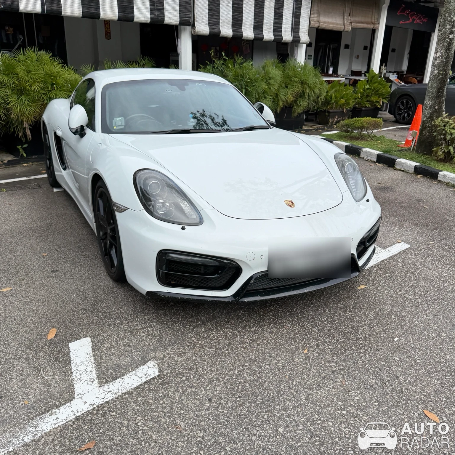 Porsche 981 Cayman GTS spotted in Singapore, 싱가포르