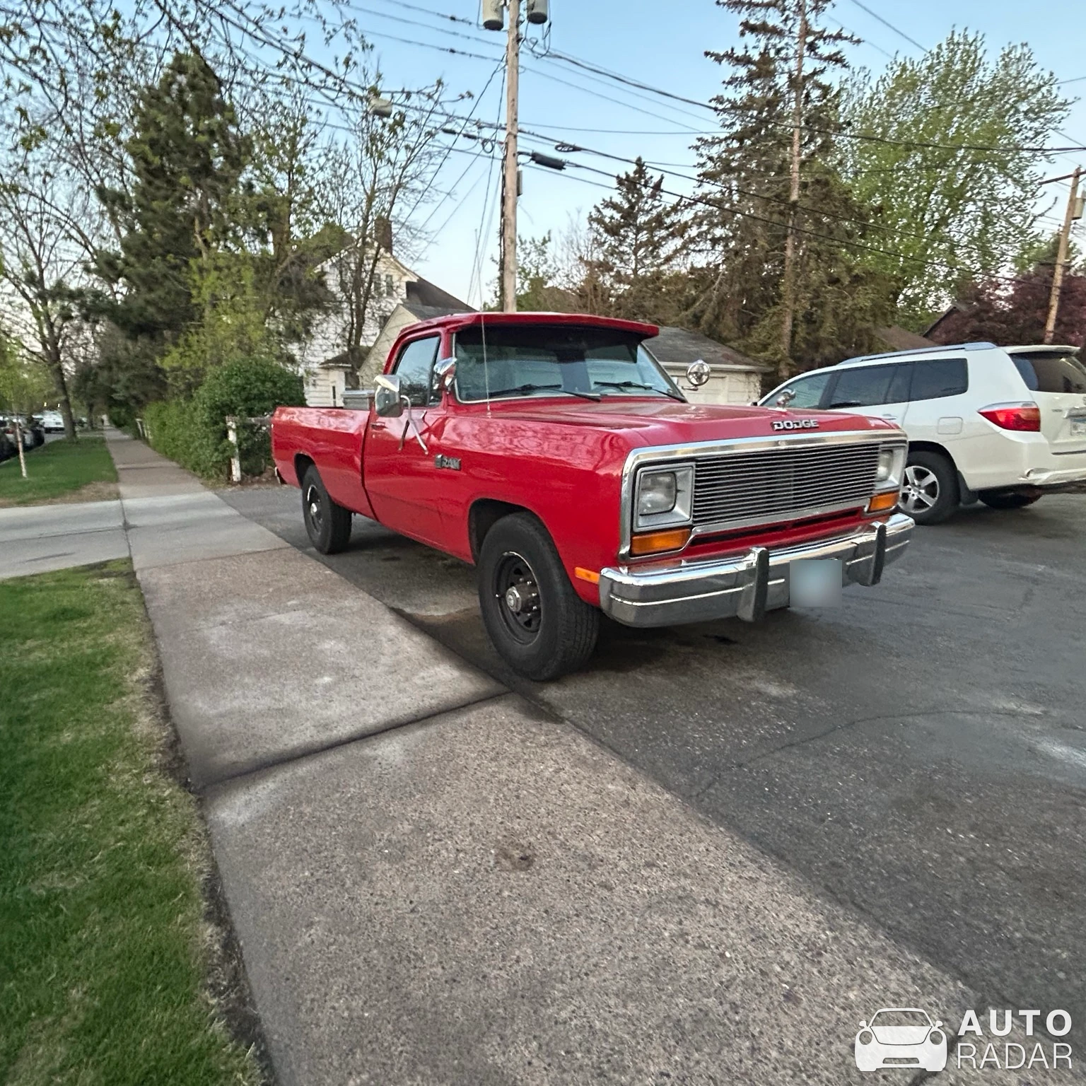 Dodge D100 spotted in Saint Paul