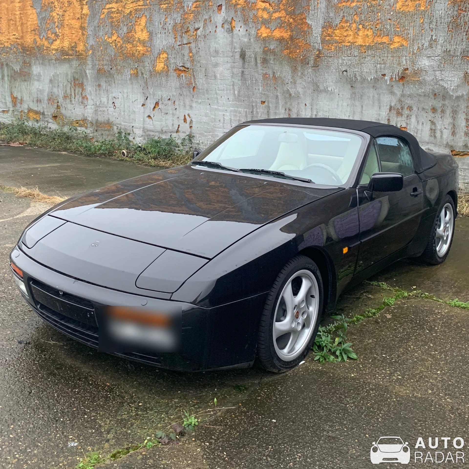 Porsche 944 Cabriolet spotted in Antwerpen, België