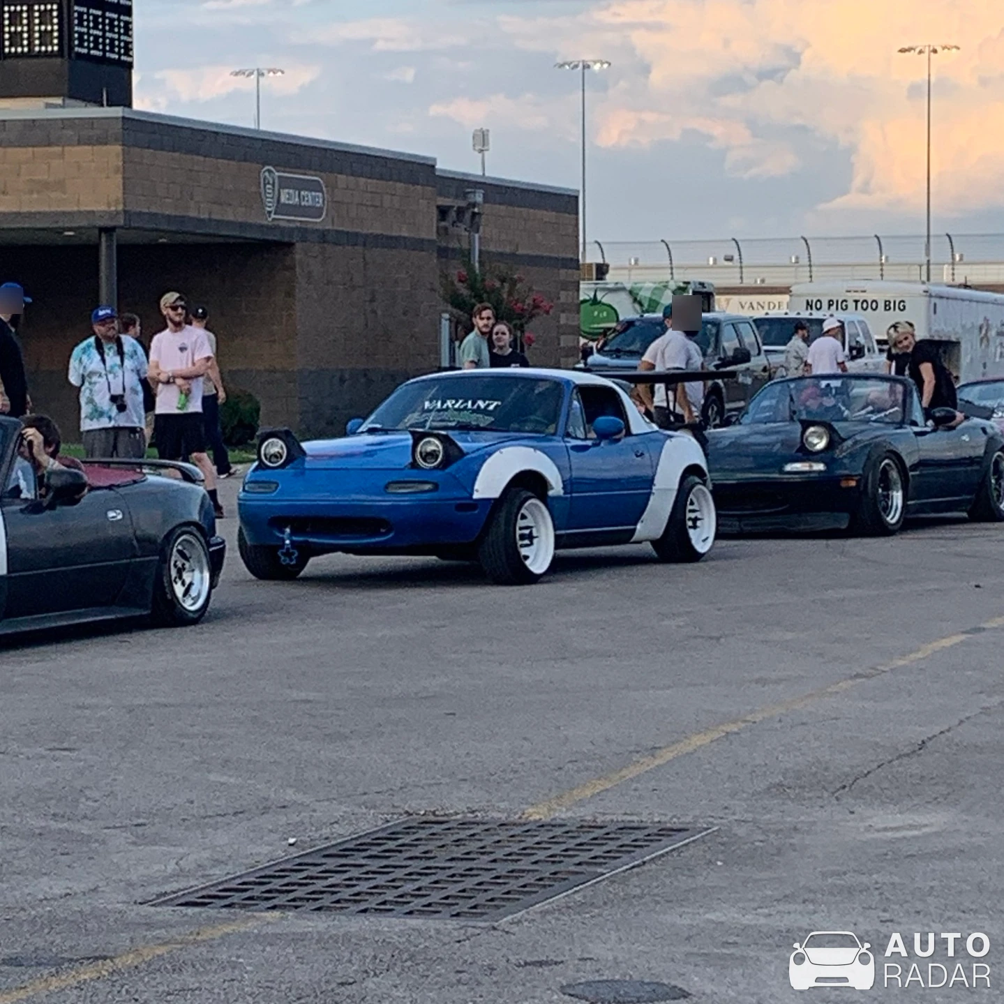 Mazda MX-5 NA spotted in Lebanon, United States