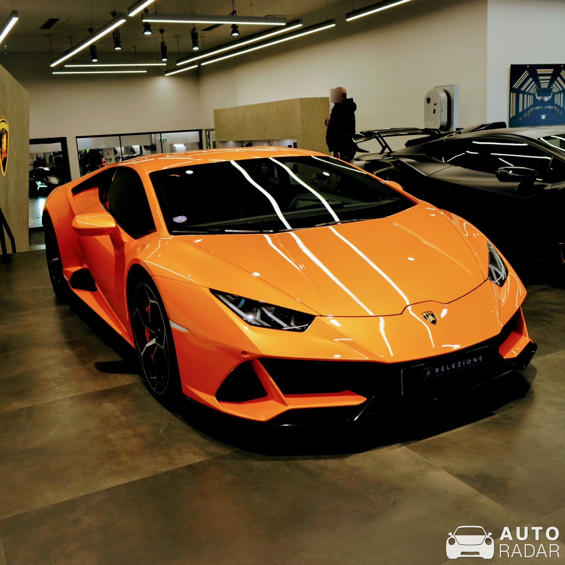 Lamborghini Huracán LP640-4 EVO spotted in Puteaux, France