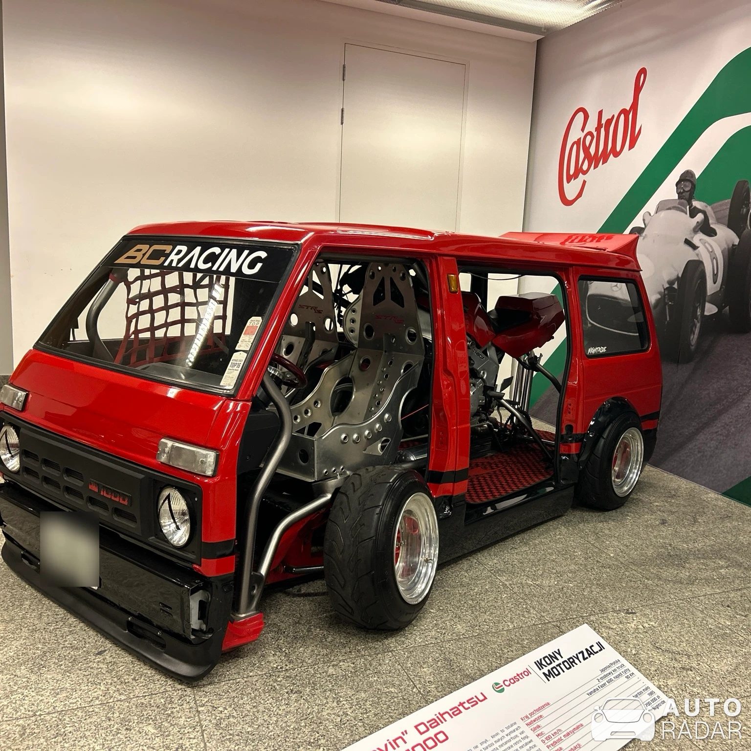 Daihatsu Hijet 1000 Nightride 'Kevin' spotted in Warszawa