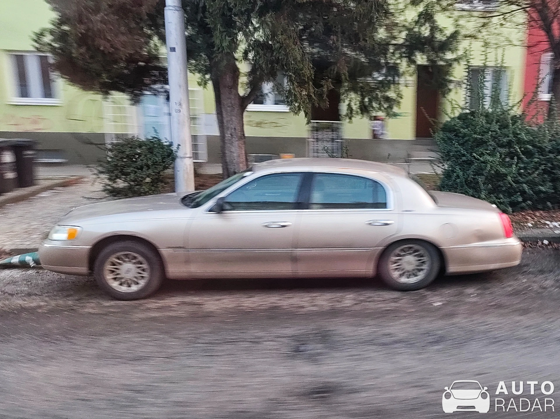 Lincoln Town Car spotted in Brno, Czech Republic