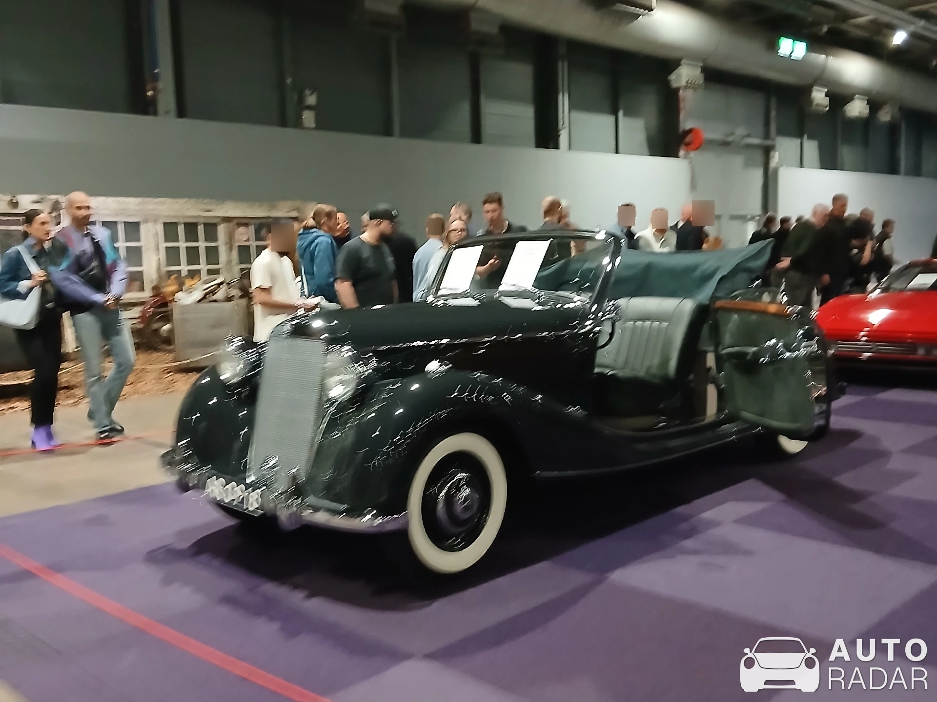 Mercedes-Benz 300 Cabriolet D spotted in Utrecht
