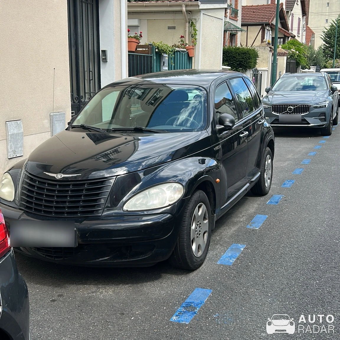 Chrysler PT Cruiser spotted in Colombes, France