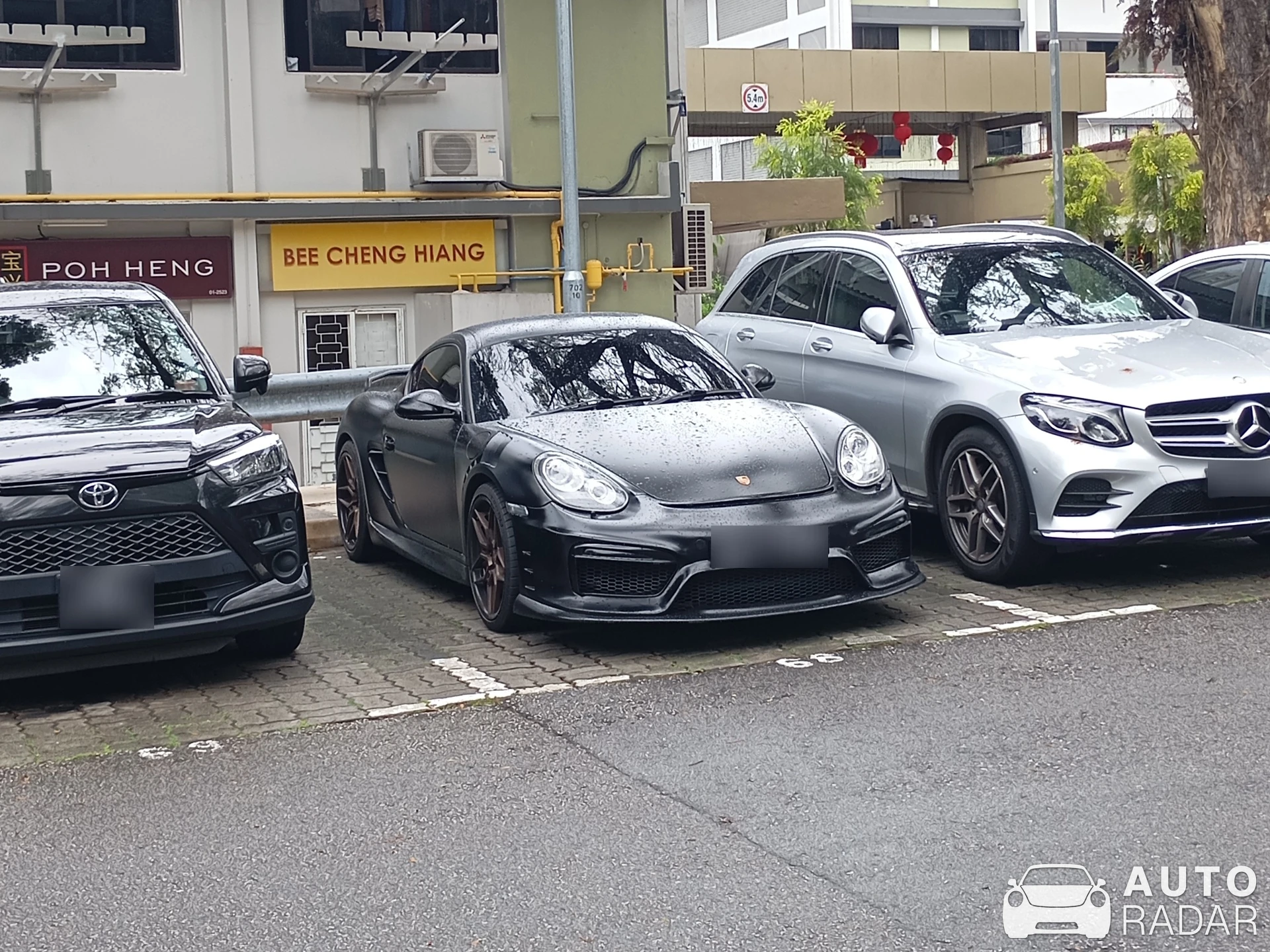 Porsche 981 Cayman spotted in Singapore