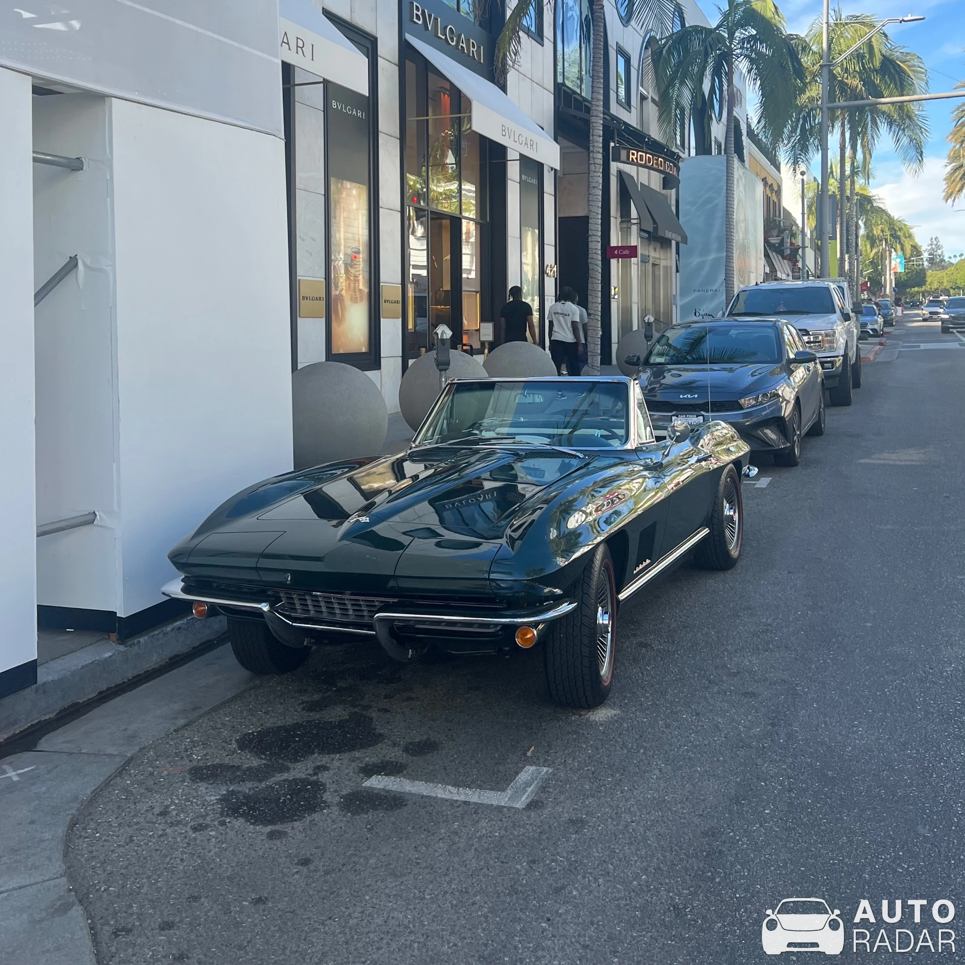 Chevrolet Corvette C2 spotted in Beverly Hills, United States