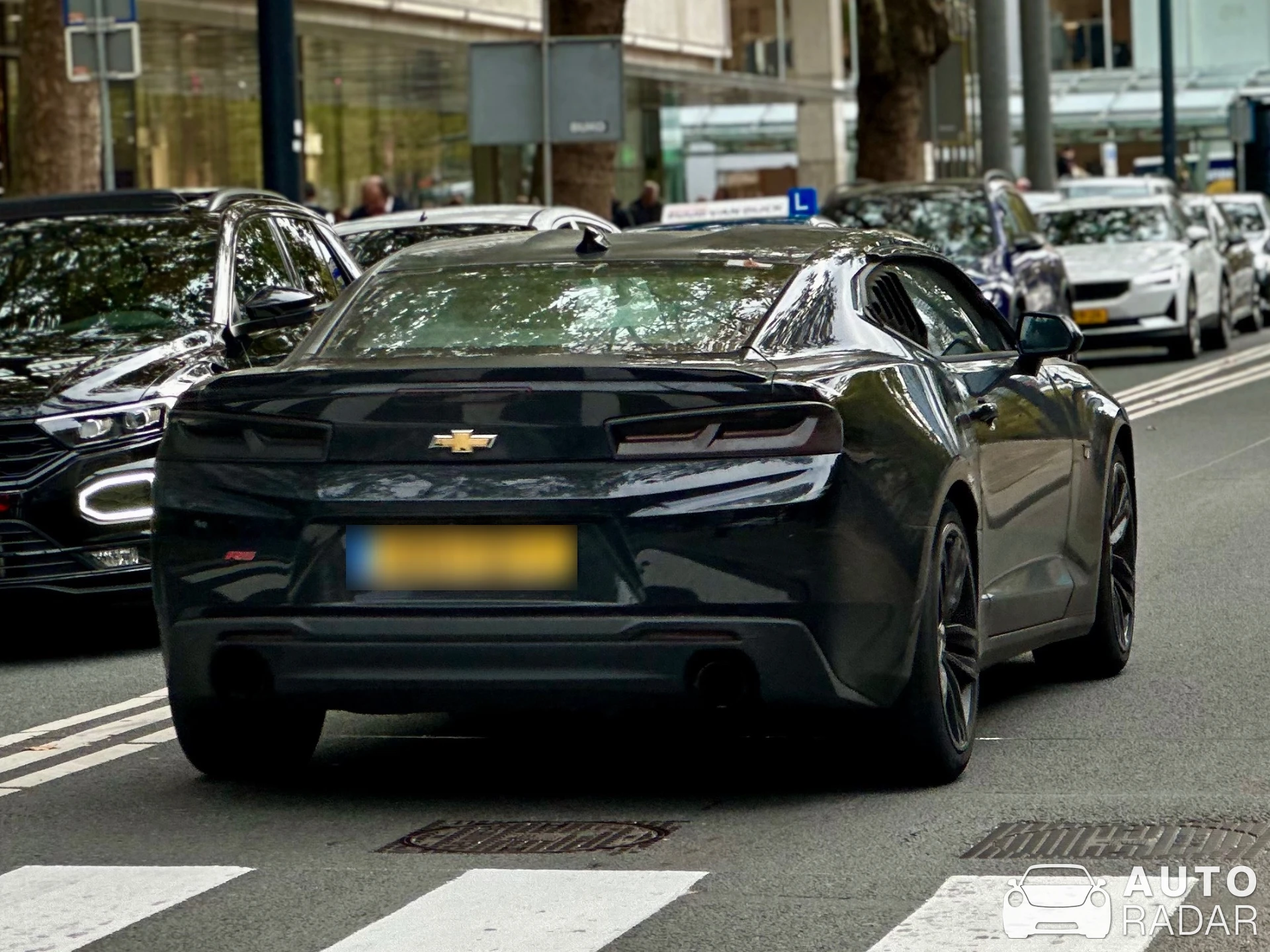 Chevrolet Camaro LT1 spotted in Rotterdam