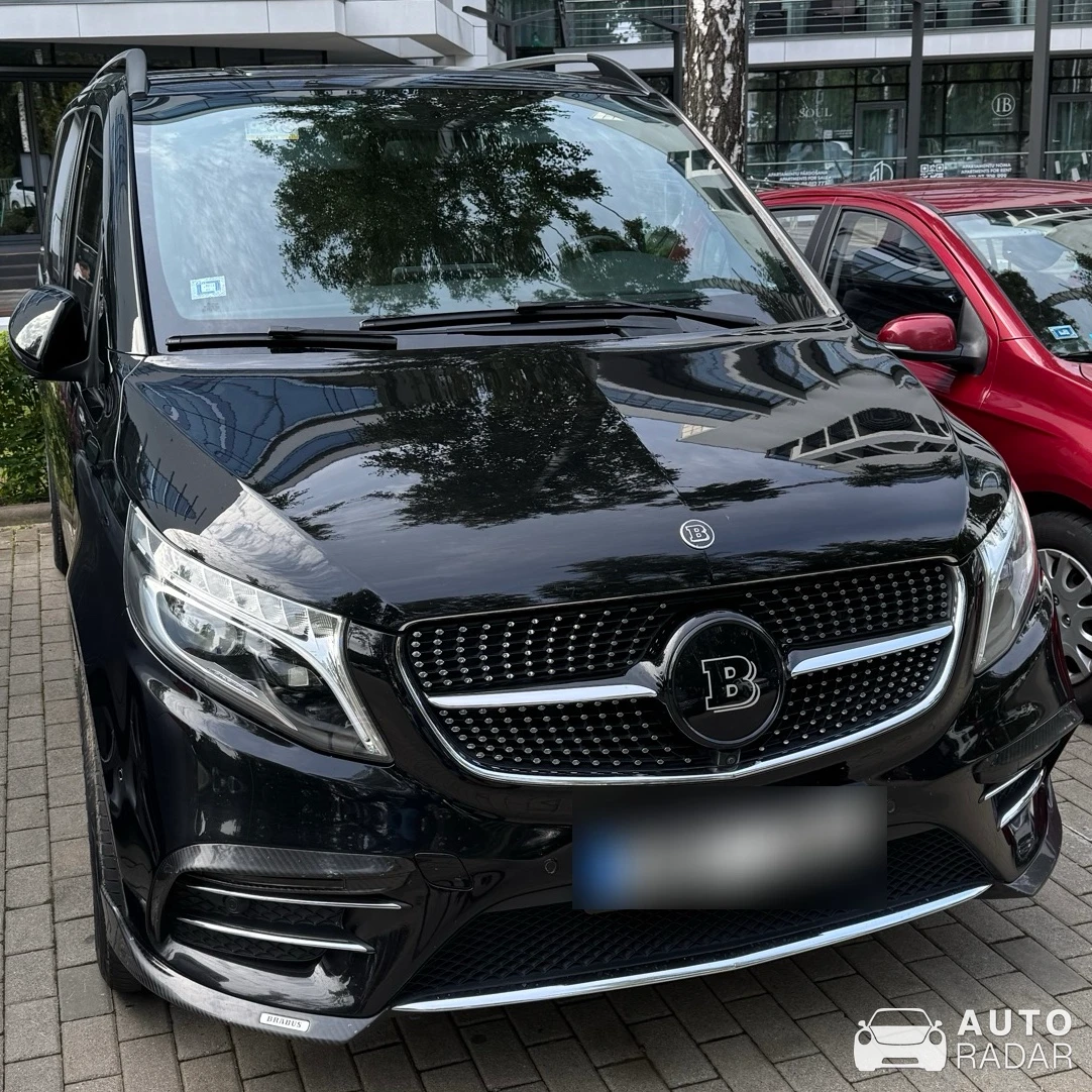 Mercedes-Benz V-Class spotted in Jūrmala