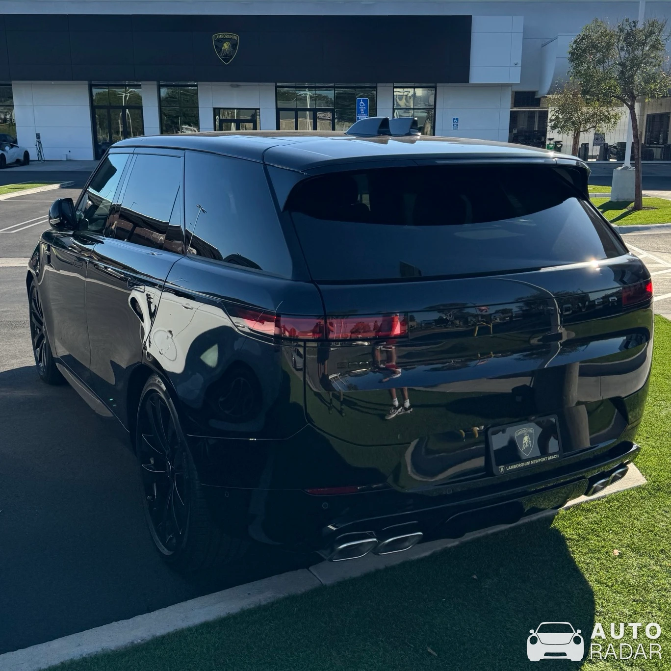 Land Rover Range Rover P530 spotted in Irvine