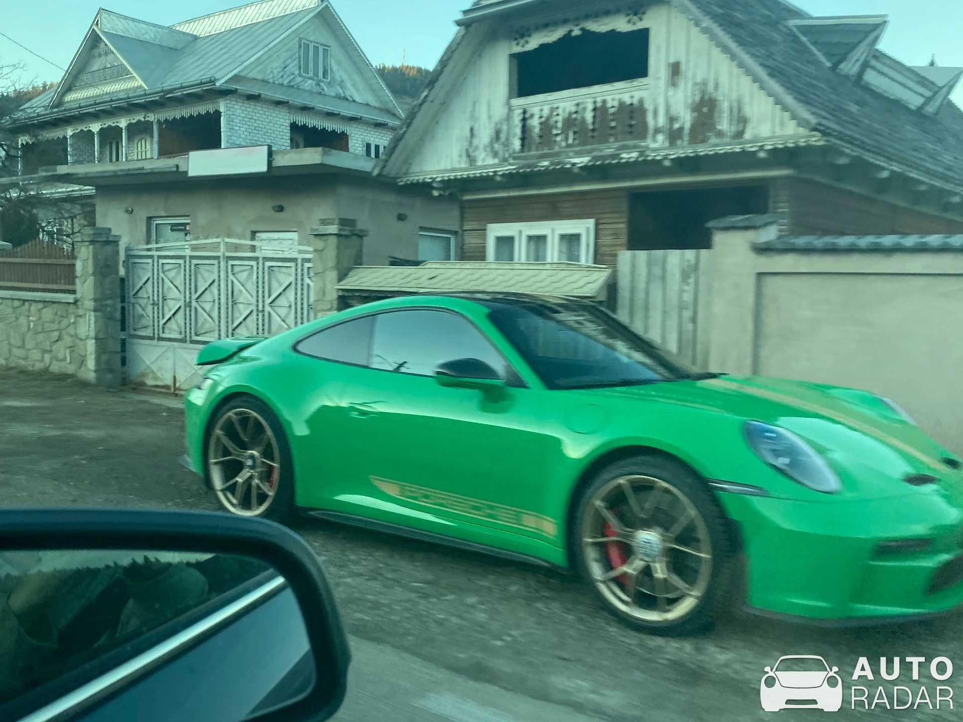 Porsche 992 GT3 Touring MkI spotted in Pățăligeni, Romania