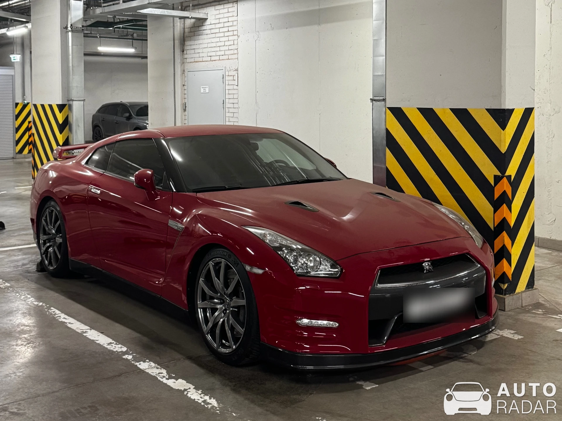 Nissan GT-R R35 spotted in Москва, Россия