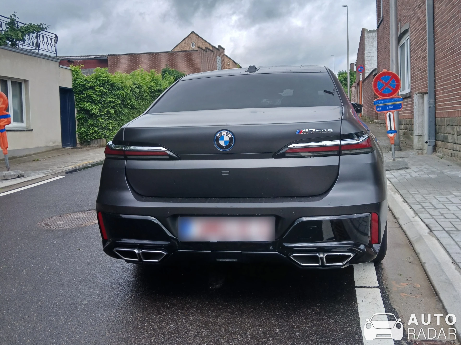 BMW M760i xDrive spotted in Tongeren-Borgloon, België