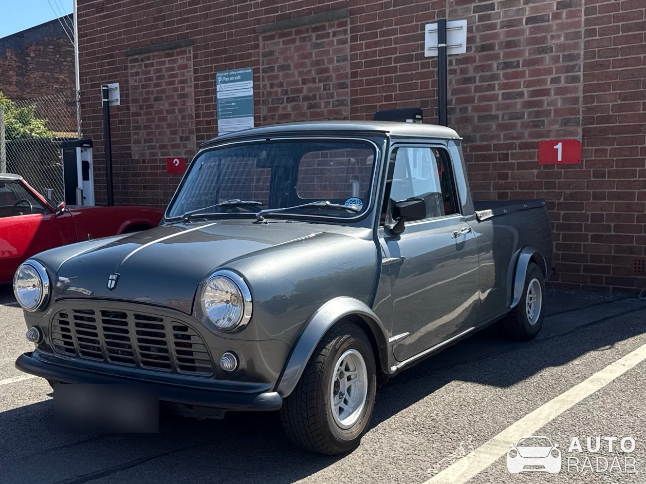 Austin Mini Pick Up spotted