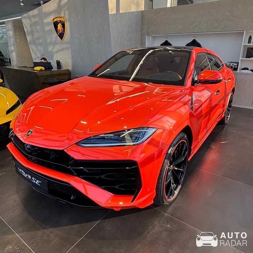 Lamborghini Urus SE spotted in Riga, Latvia