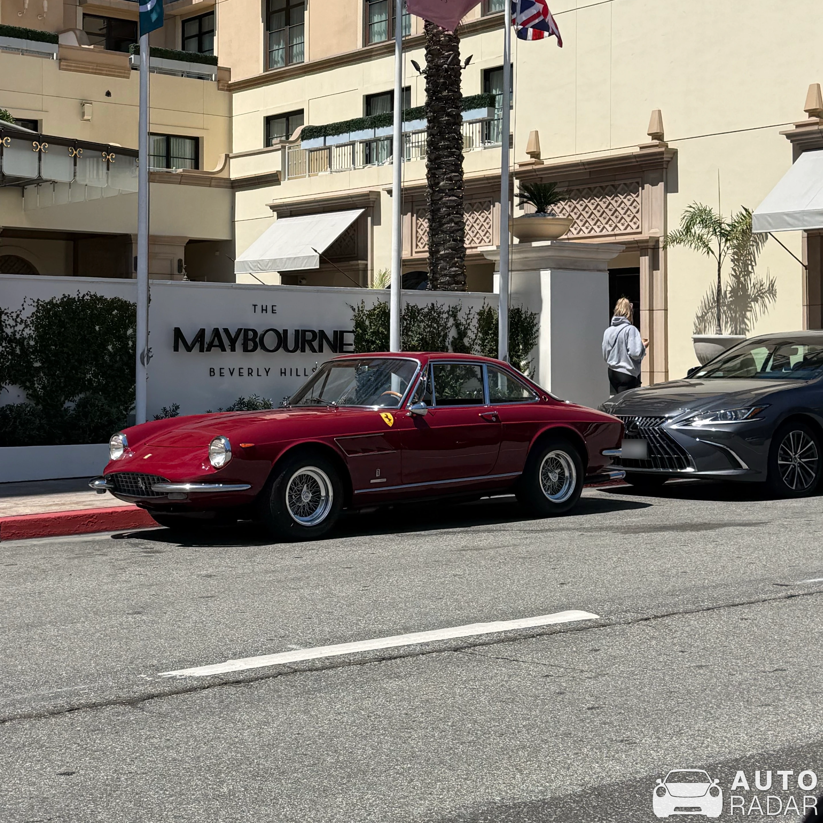 Ferrari 330 GTC spotted in Beverly Hills