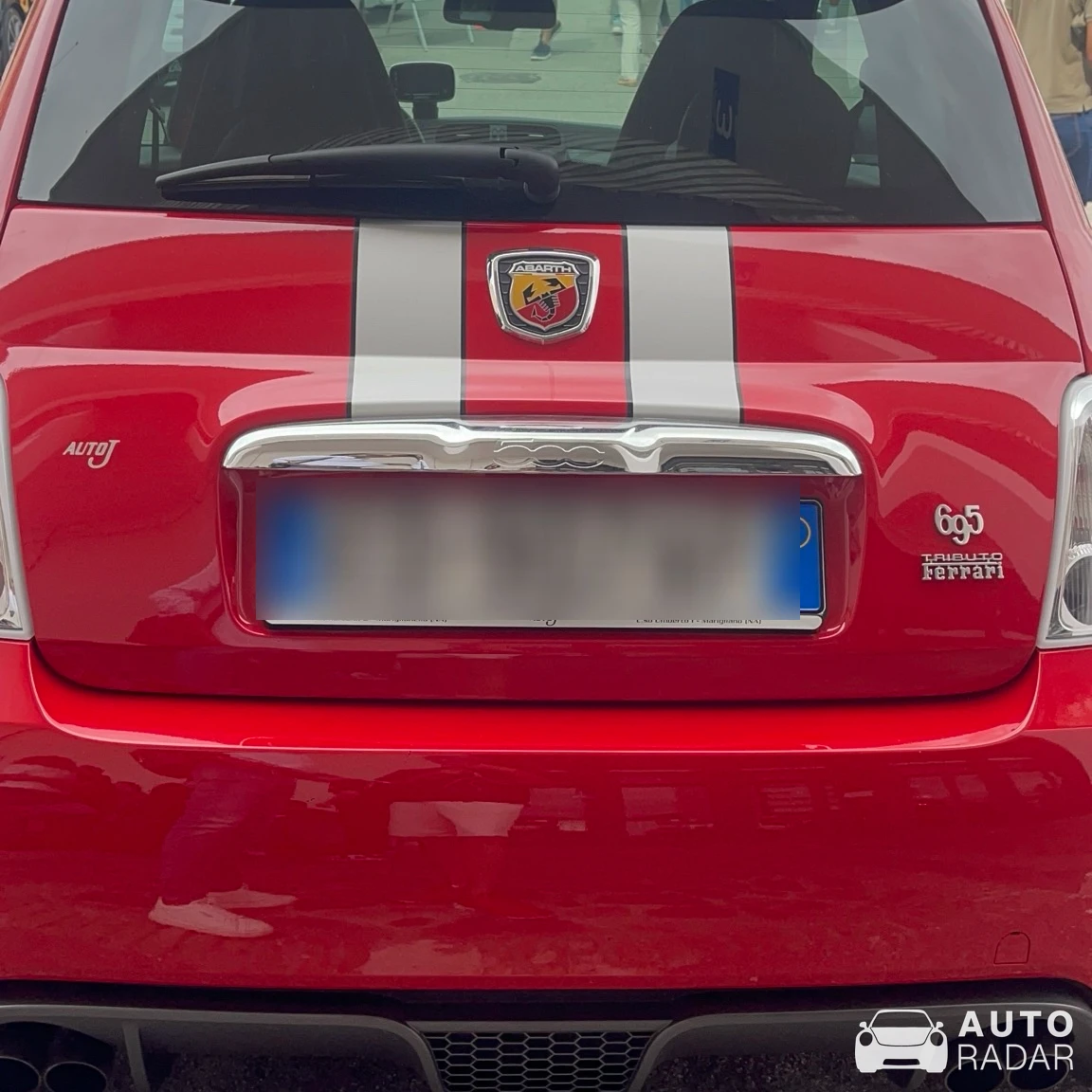 Abarth 695 Tributo Ferrari spotted in Napoli