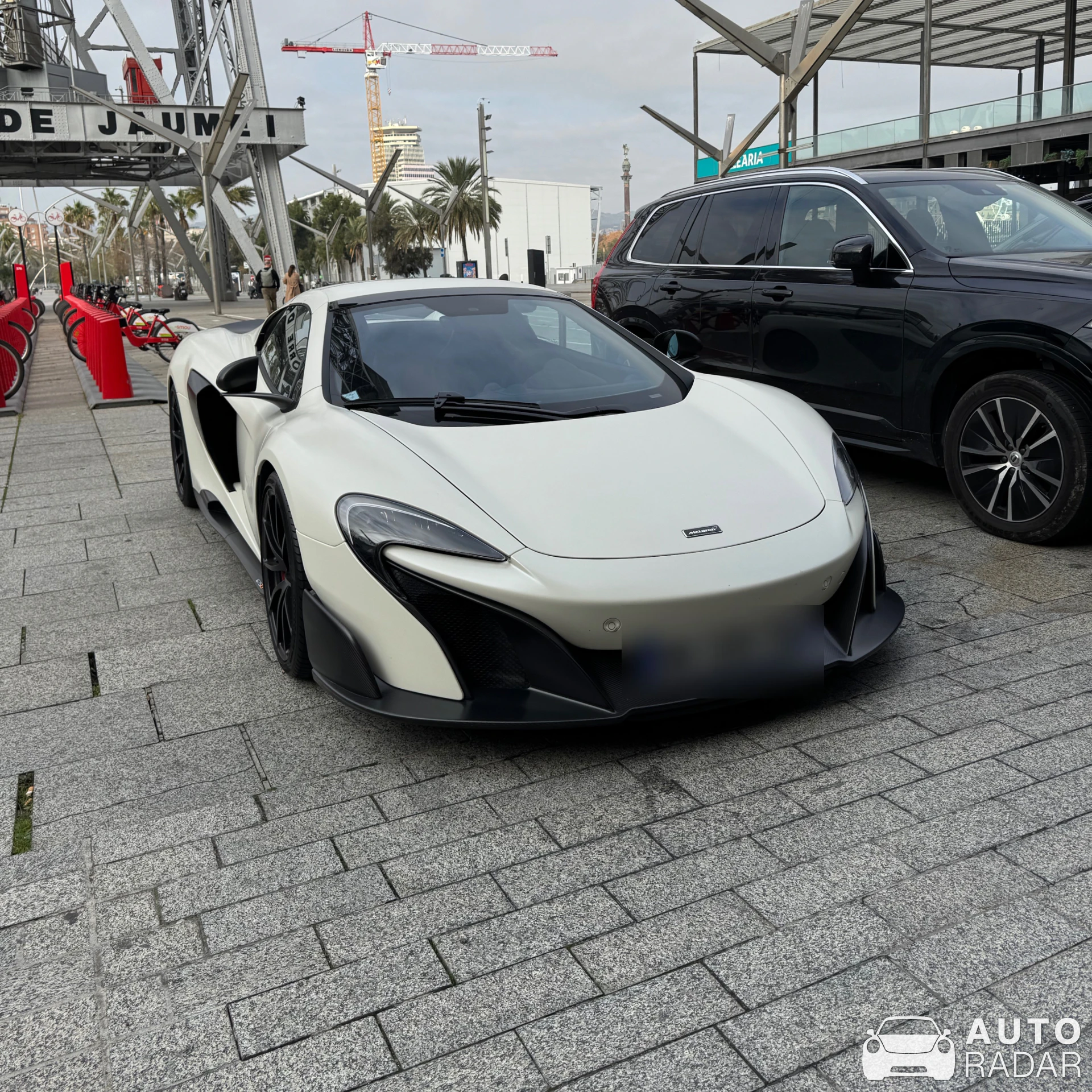 McLaren 675LT spotted in Barcelona, España