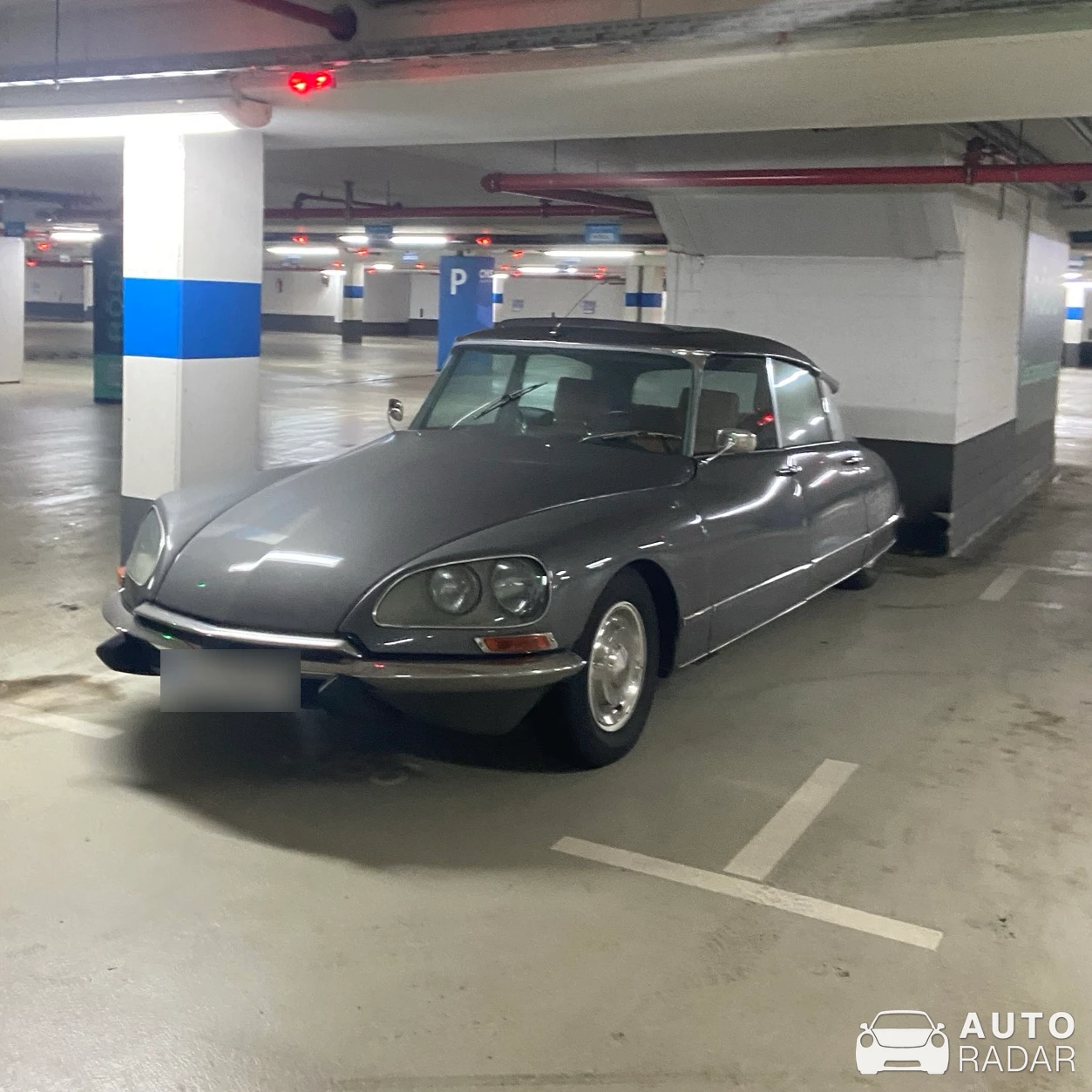 Citroën DS 21 Pallas spotted in Köln