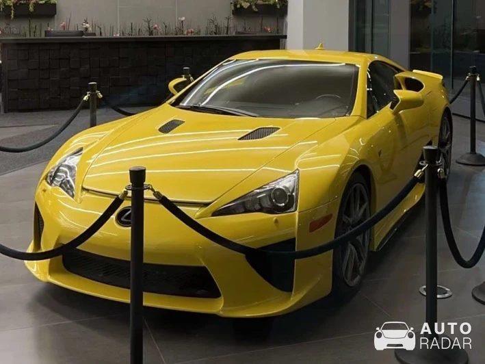 Lexus LFA spotted in New York, United States