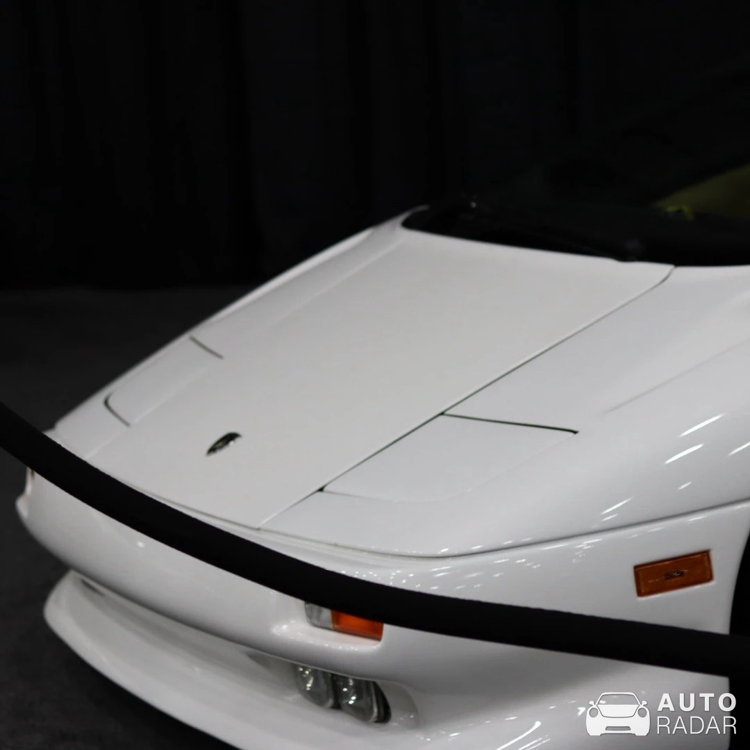 Lamborghini Diablo spotted in Avon Lake, United States