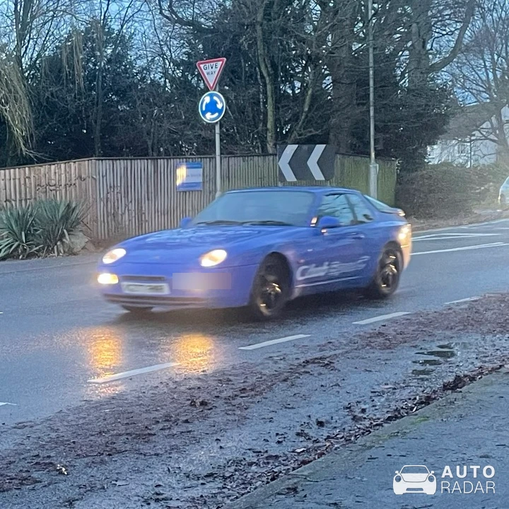 Porsche 968 Clubsport spotted in Pinchbeck