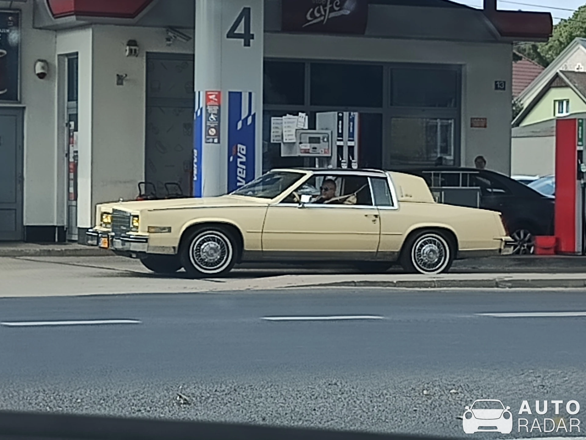Lincoln Continental Mark III spotted in Lwówek Śląski