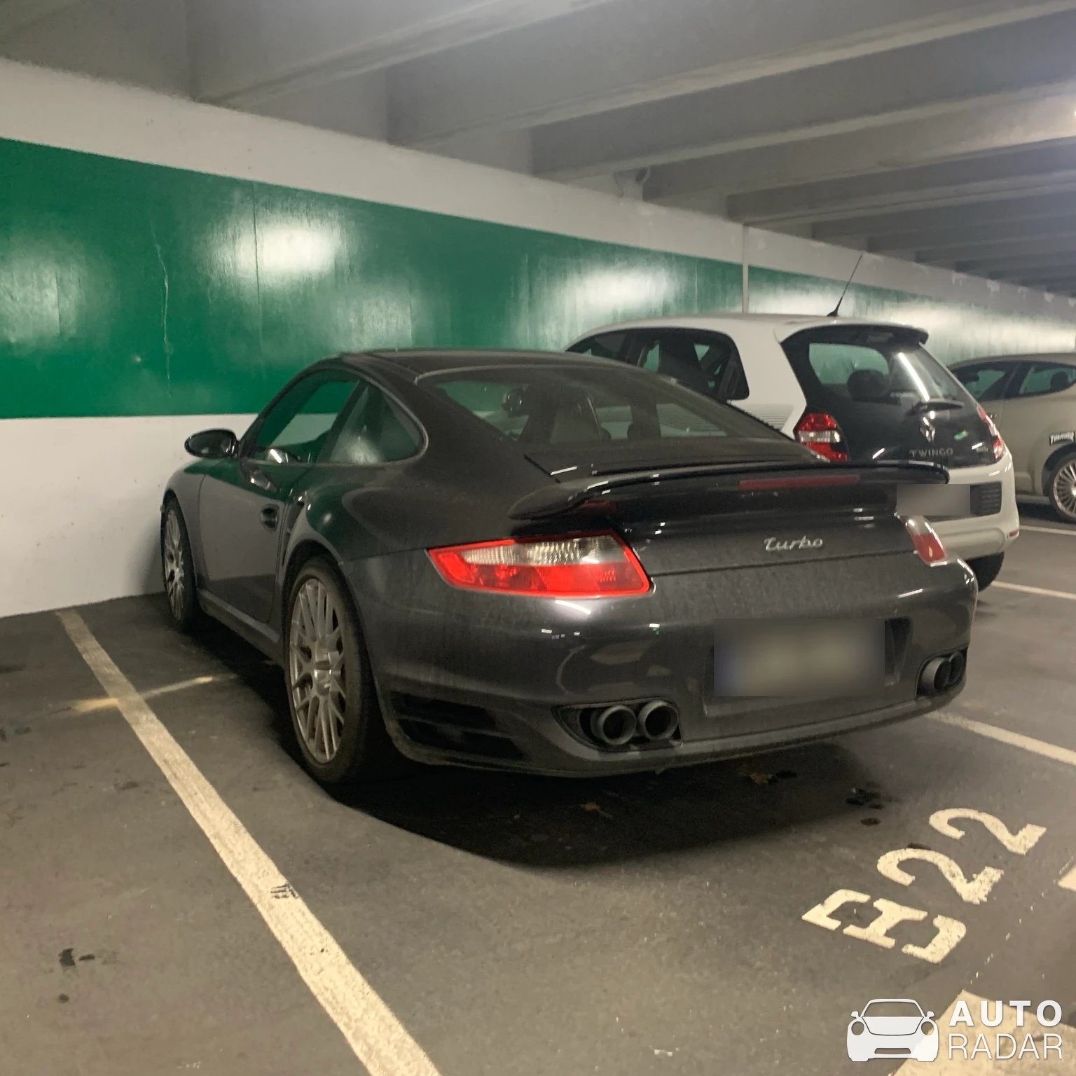 Porsche 997 Turbo spotted in Pau, Franţa